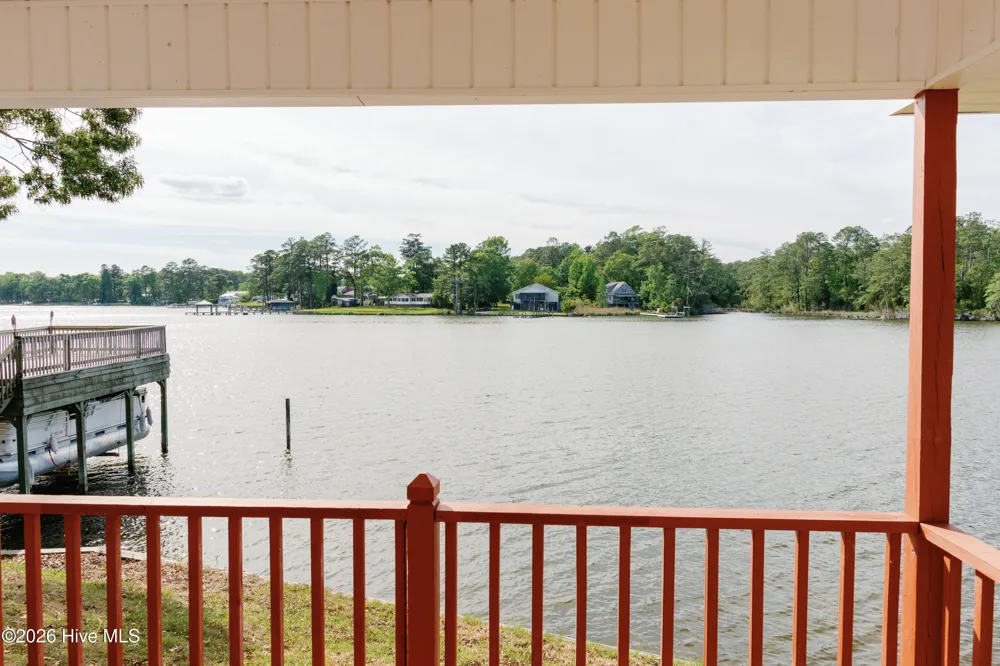 674 Brooks Road Bath, NC 27808