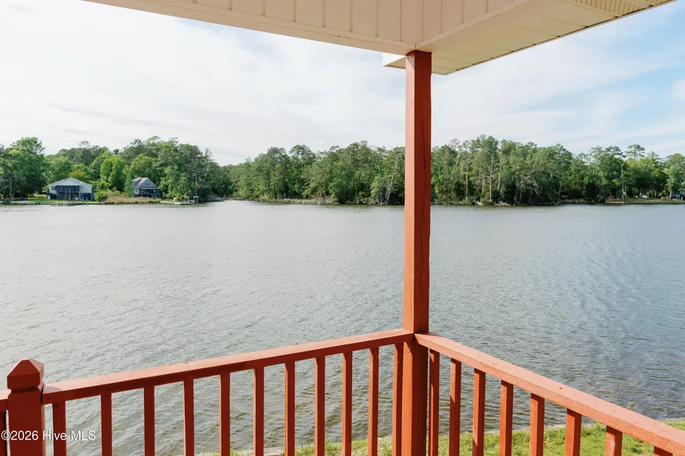 674 Brooks Road Bath, NC 27808