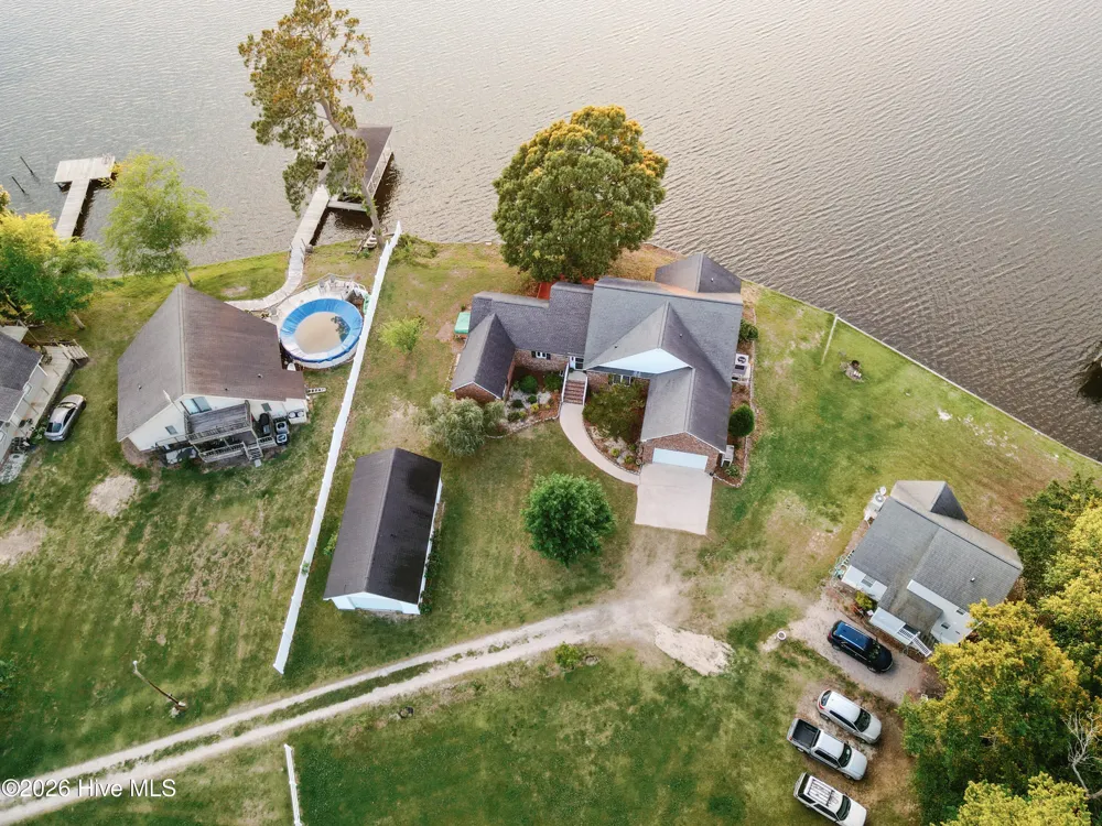 674 Brooks Road Bath, NC 27808
