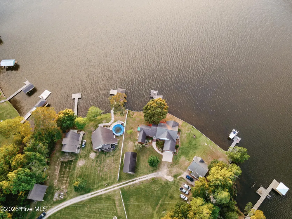 674 Brooks Road Bath, NC 27808