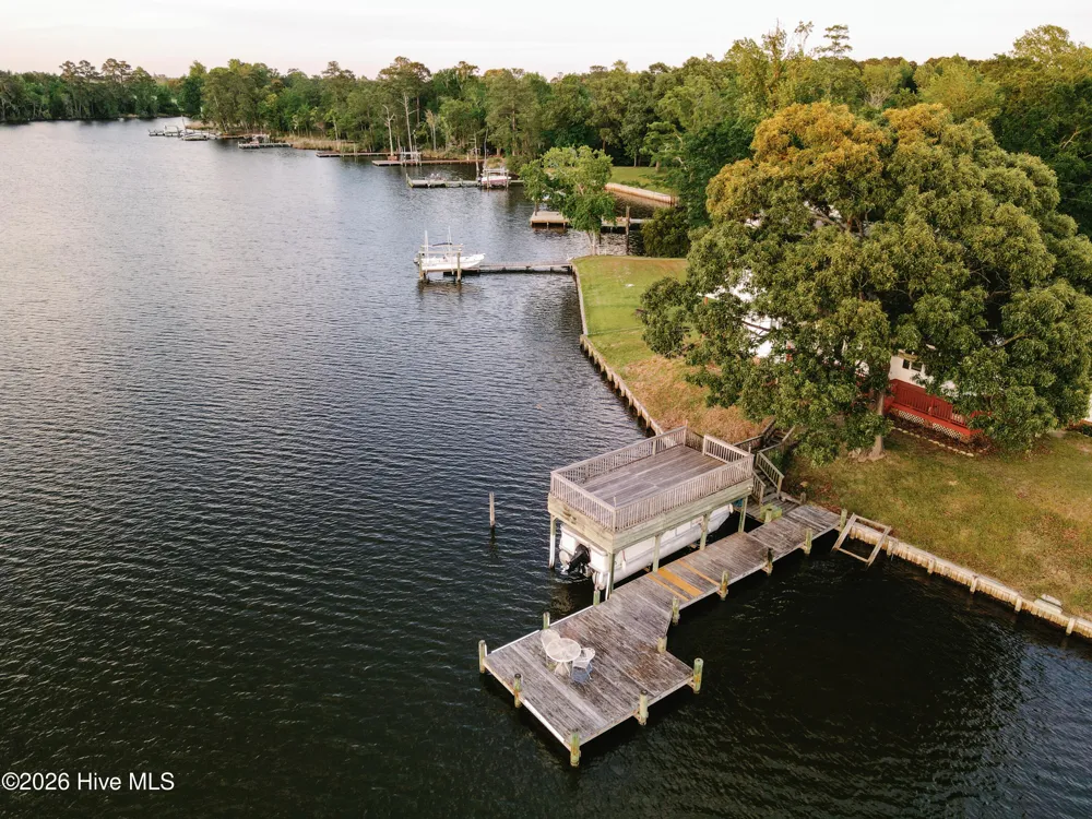 674 Brooks Road Bath, NC 27808