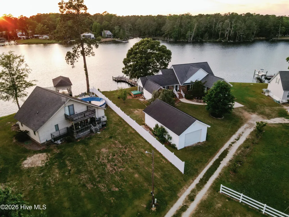 674 Brooks Road Bath, NC 27808