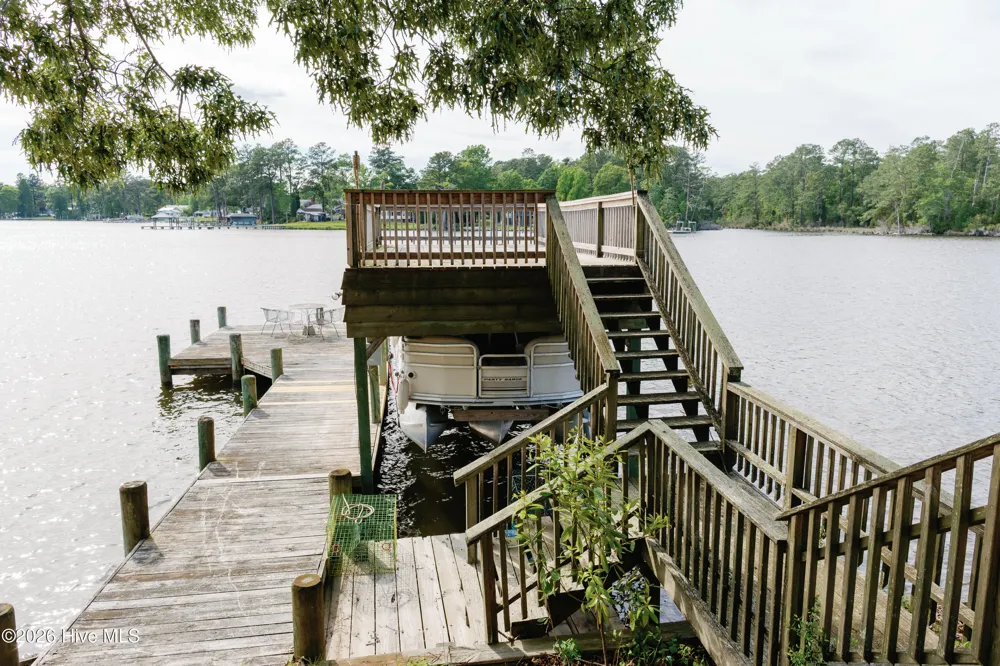 674 Brooks Road Bath, NC 27808