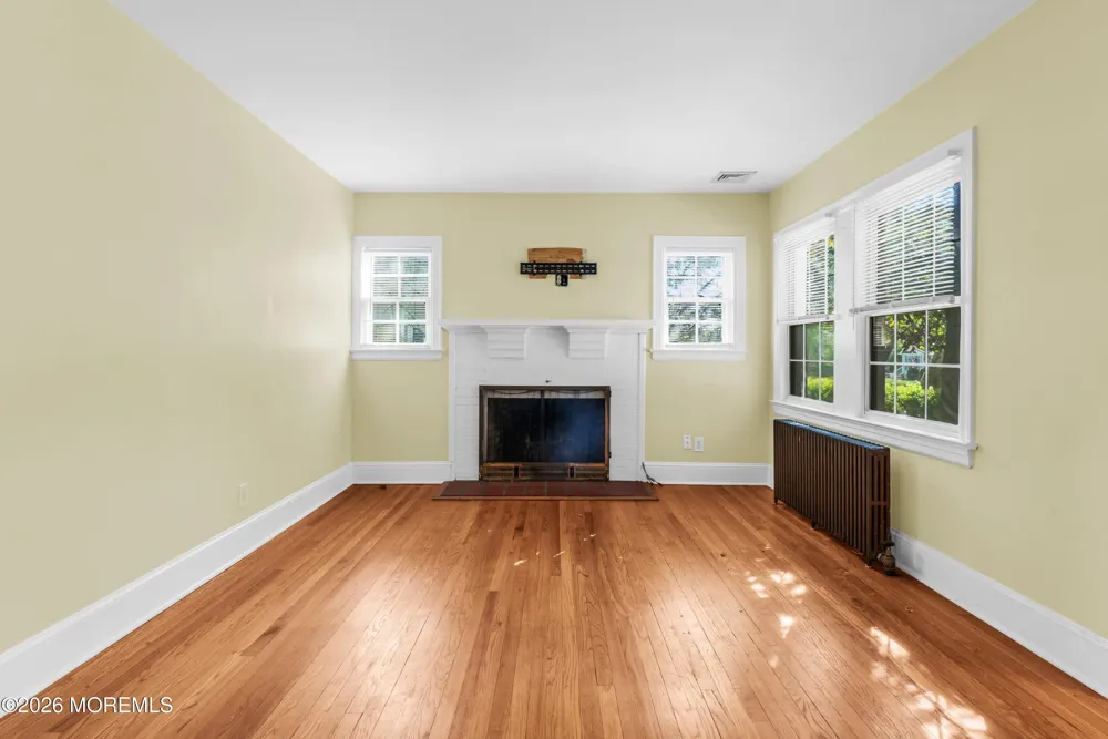 540 Newman Springs Road Lincroft, NJ 07738