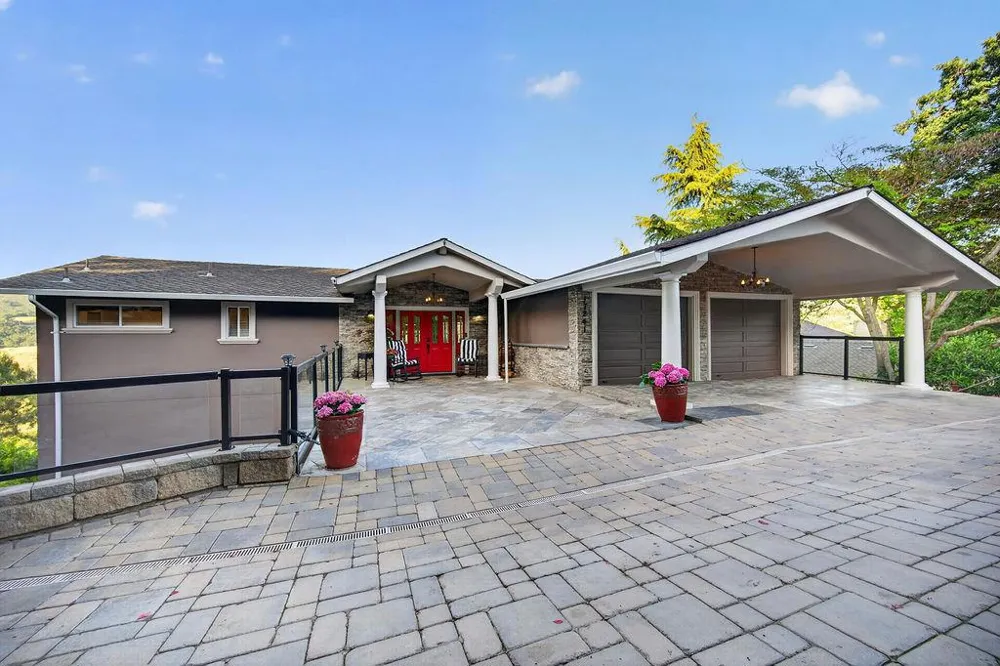 17241 Quail Court Morgan Hill, CA 95037