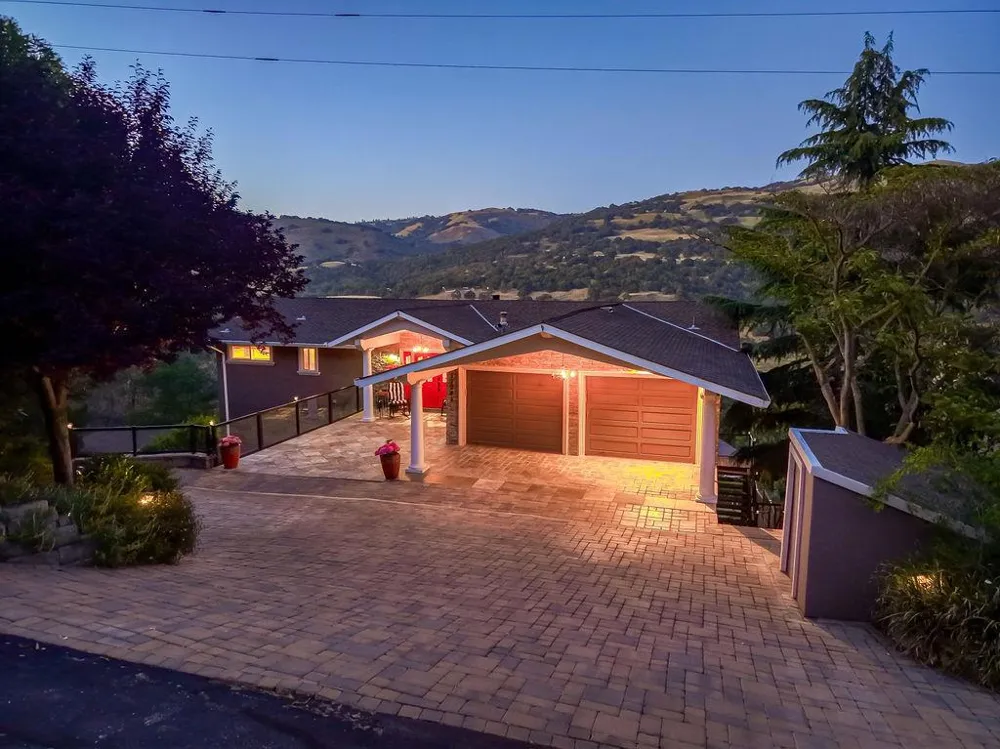17241 Quail Court Morgan Hill, CA 95037