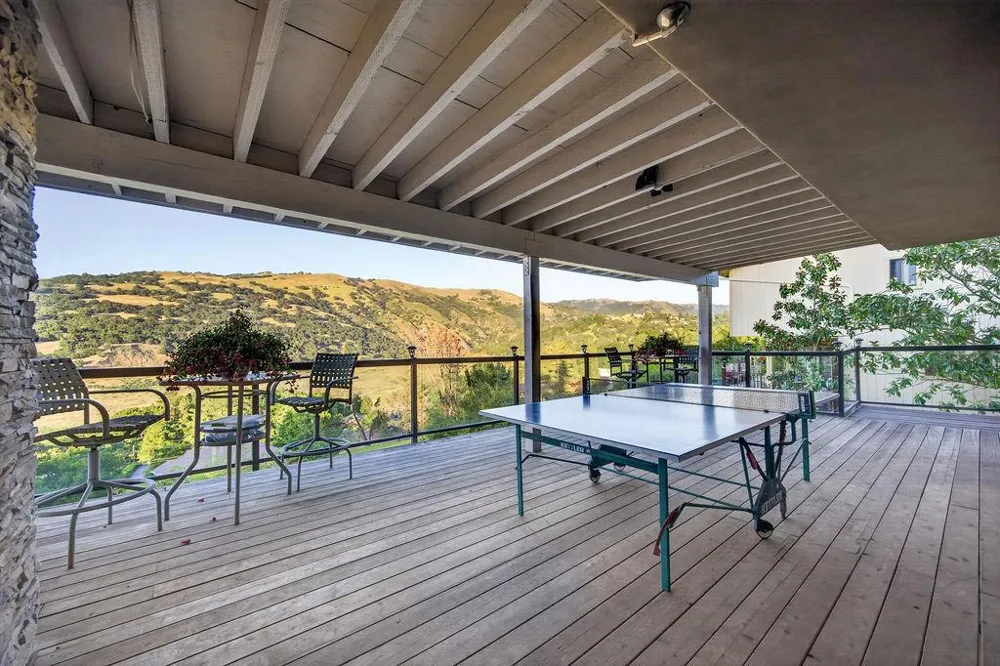 17241 Quail Court Morgan Hill, CA 95037