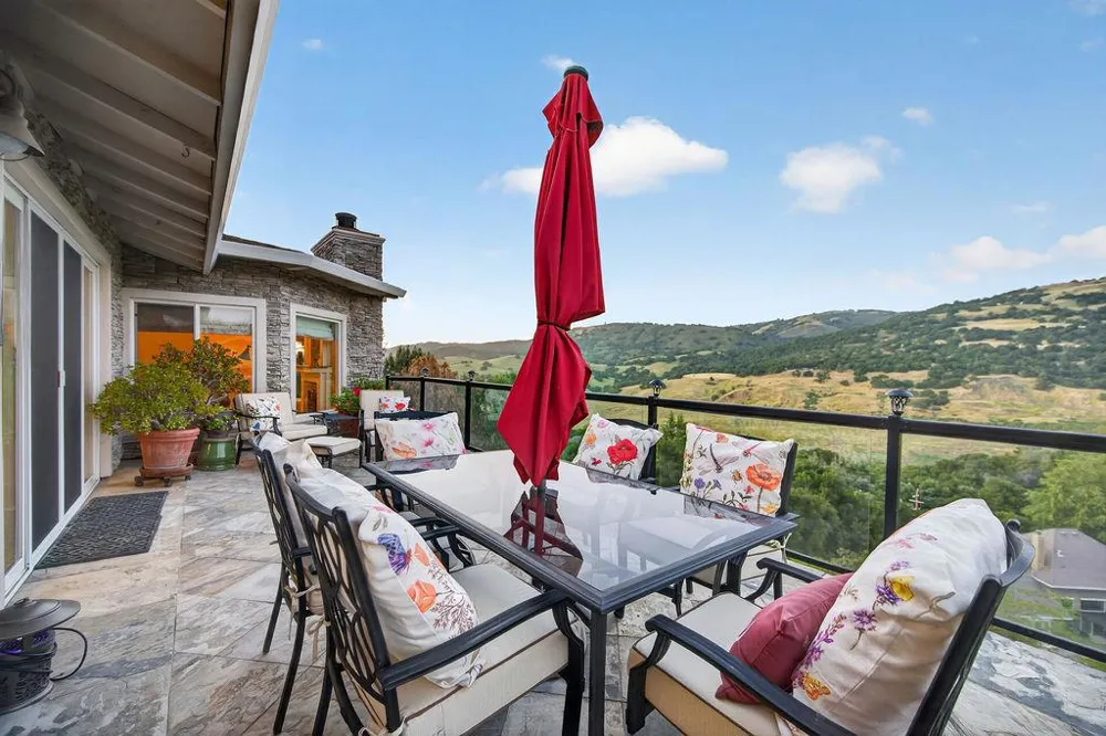 17241 Quail Court Morgan Hill, CA 95037