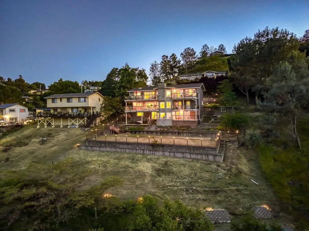17241 Quail Court Morgan Hill, CA 95037
