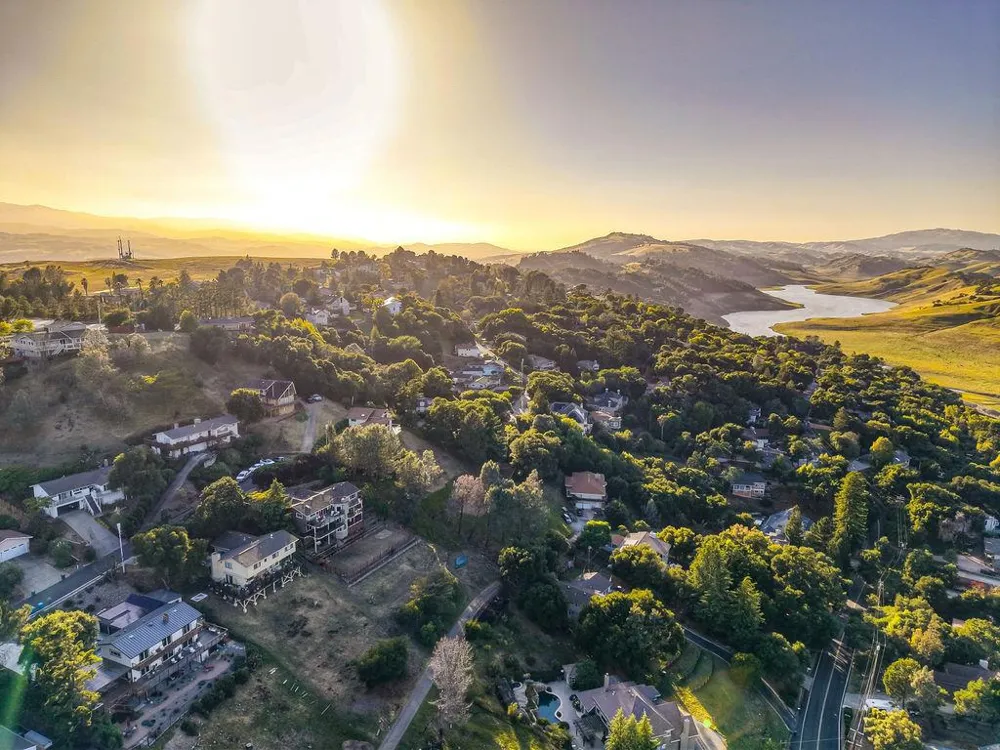 17241 Quail Court Morgan Hill, CA 95037