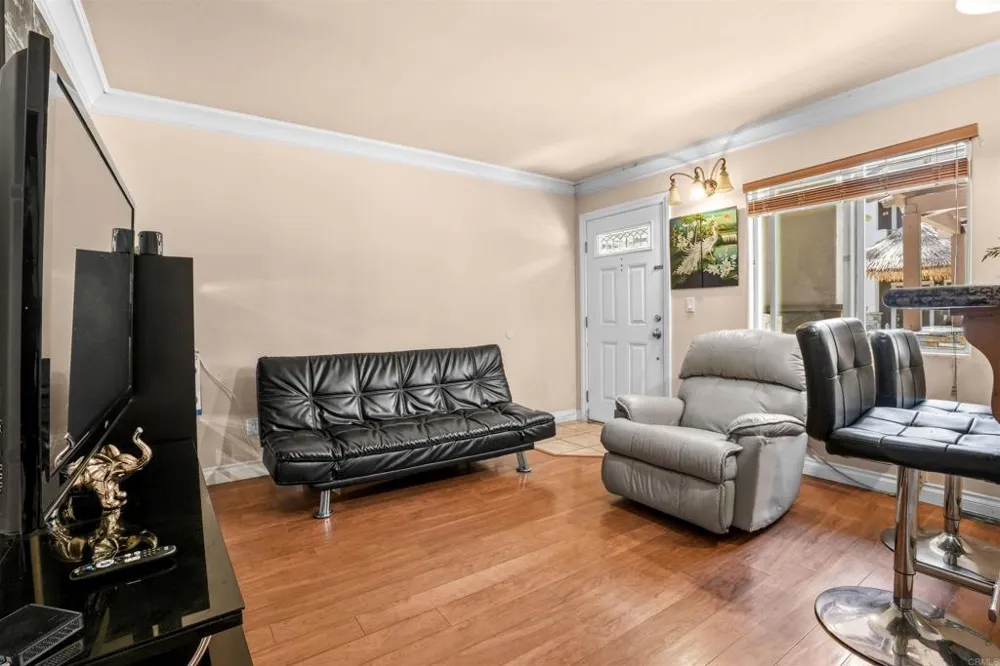 800 Mollison Avenue #10 El Cajon, CA 92021