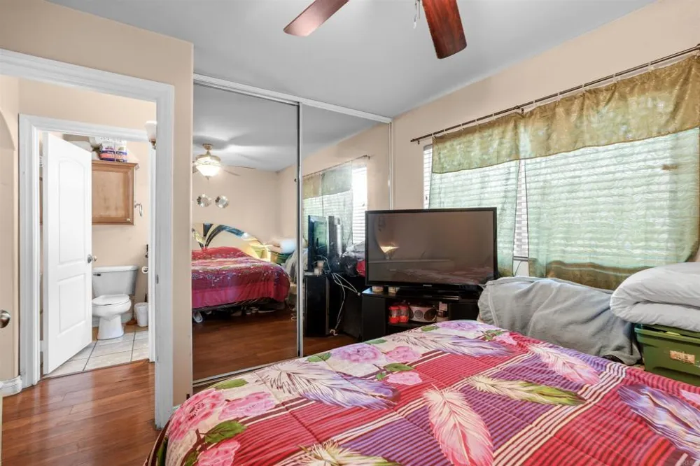 800 Mollison Avenue #10 El Cajon, CA 92021