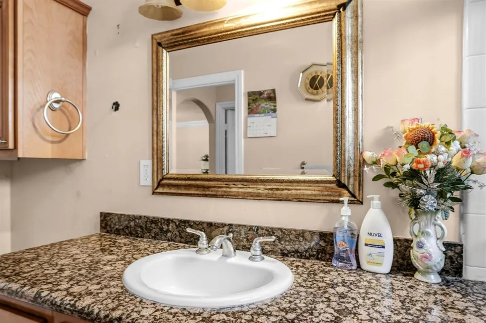 800 Mollison Avenue #10 El Cajon, CA 92021
