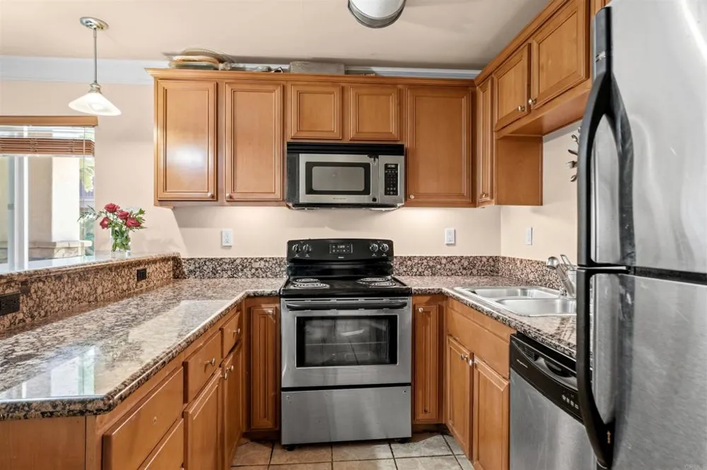 800 Mollison Avenue #10 El Cajon, CA 92021