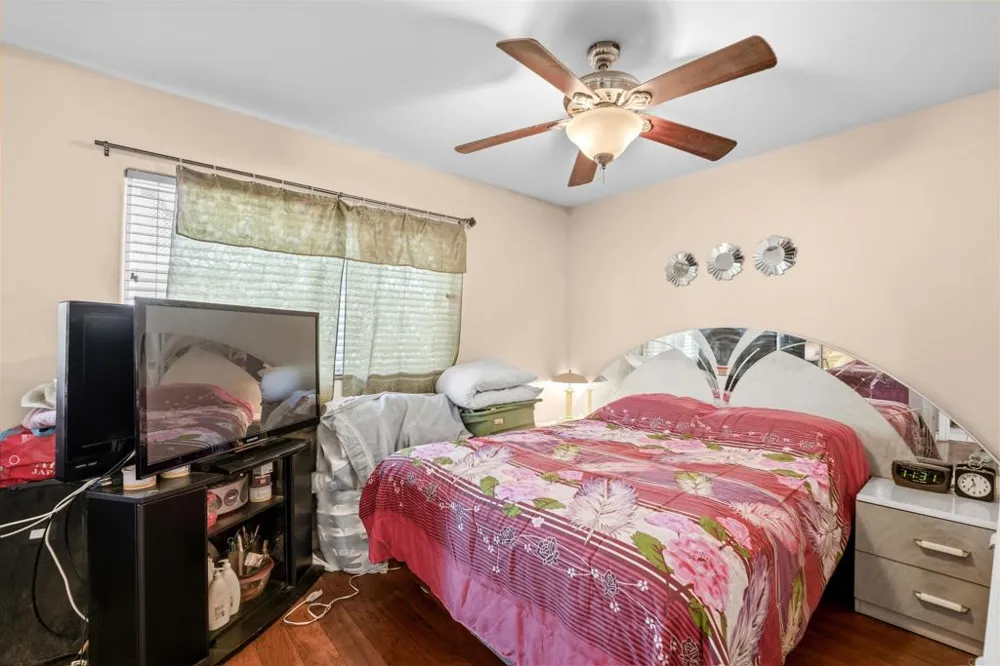 800 Mollison Avenue #10 El Cajon, CA 92021