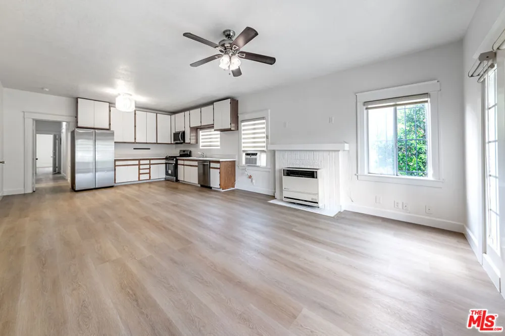 832 S Catalina Street Los Angeles, CA 90005