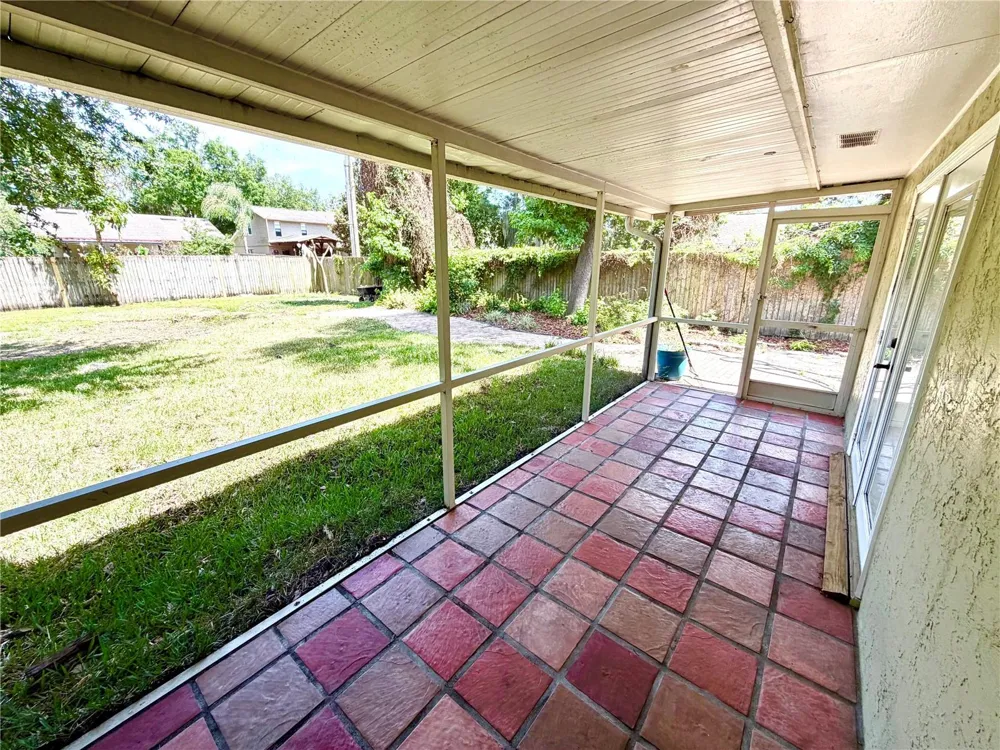 6322 OAK SQUARE E Lakeland, FL 33813