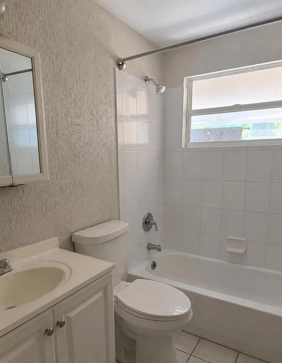 2121 33RD STREET Sarasota, FL 34234