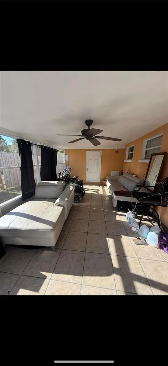 2121 33RD STREET Sarasota, FL 34234