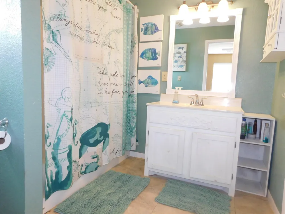 739 Marshall Johnson S Port Lavaca, TX 77979