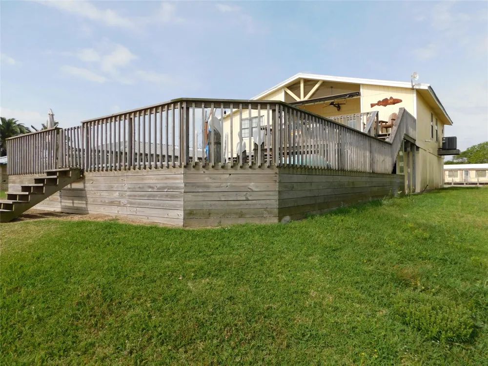 739 Marshall Johnson S Port Lavaca, TX 77979
