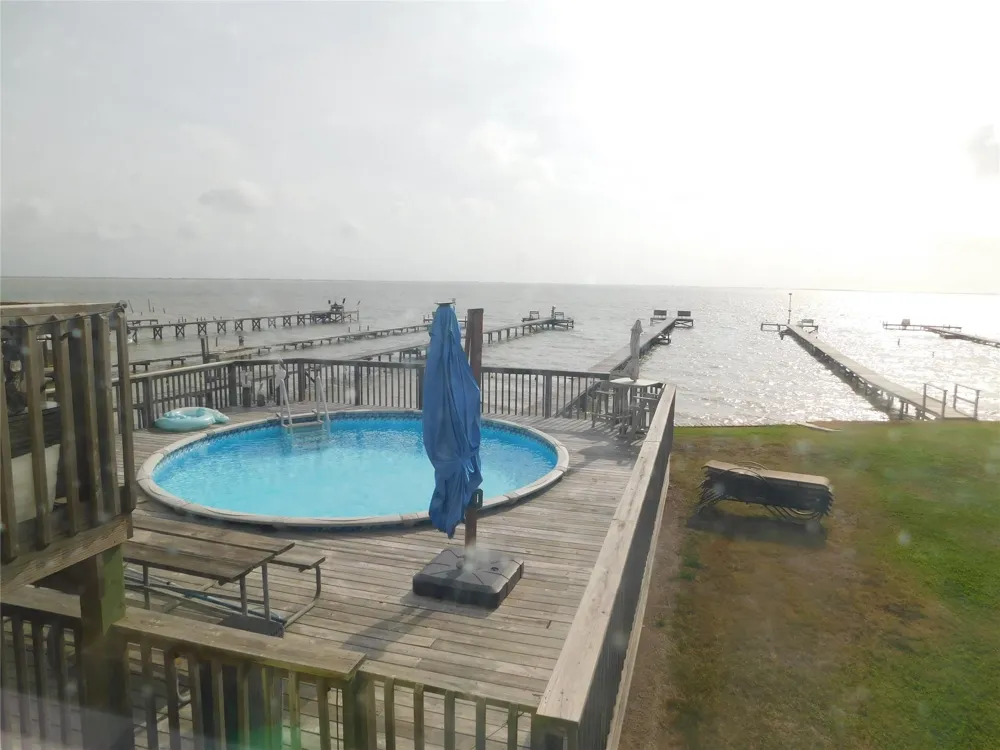 739 Marshall Johnson S Port Lavaca, TX 77979