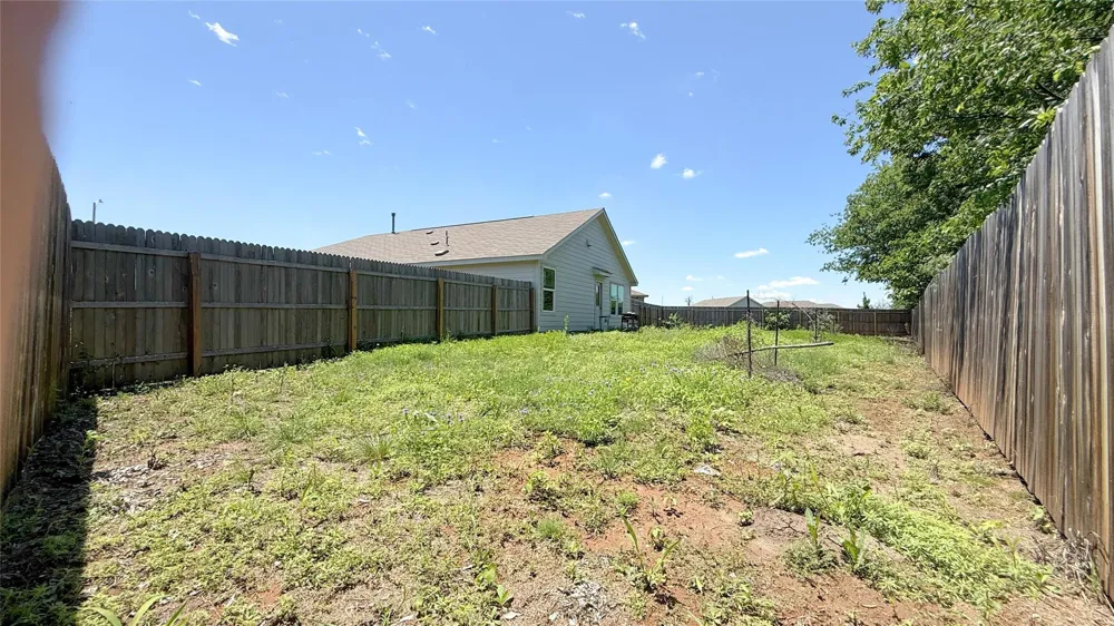 6735 Carlton Crest San Antonio, TX 78253