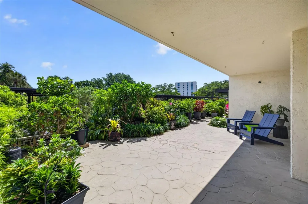 100 OAKMONT LANE #107 & 108 Belleair, FL 33756