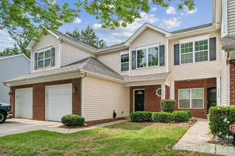 11961 Stratfield Place Circle