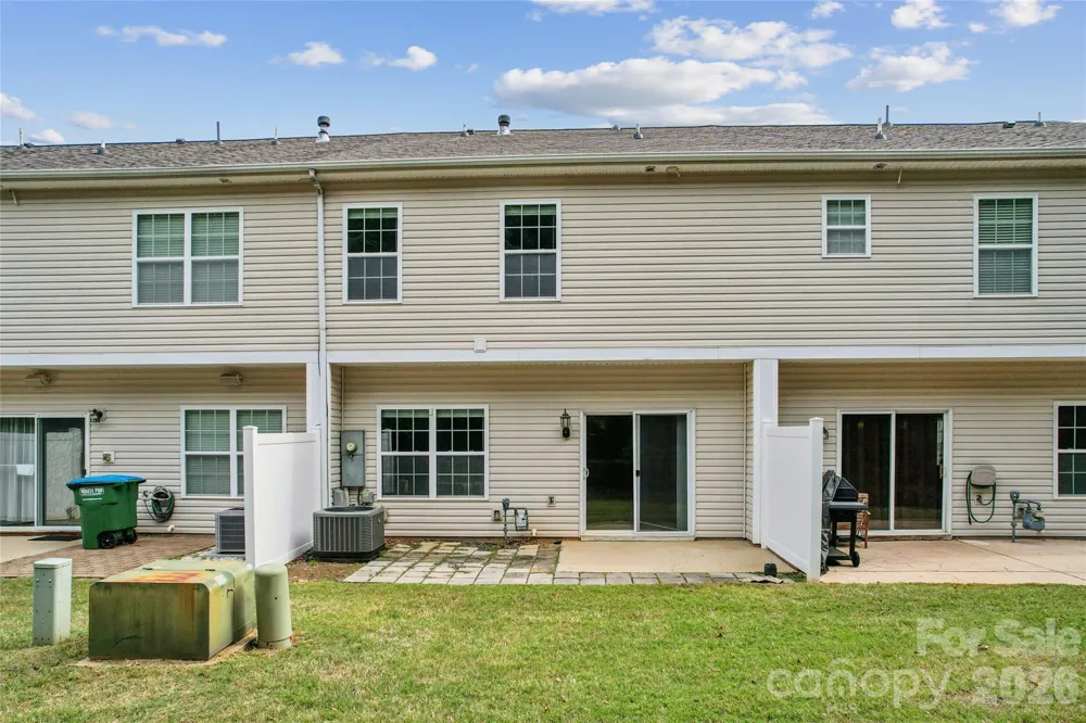 11961 Stratfield Place Circle Pineville, NC 28134