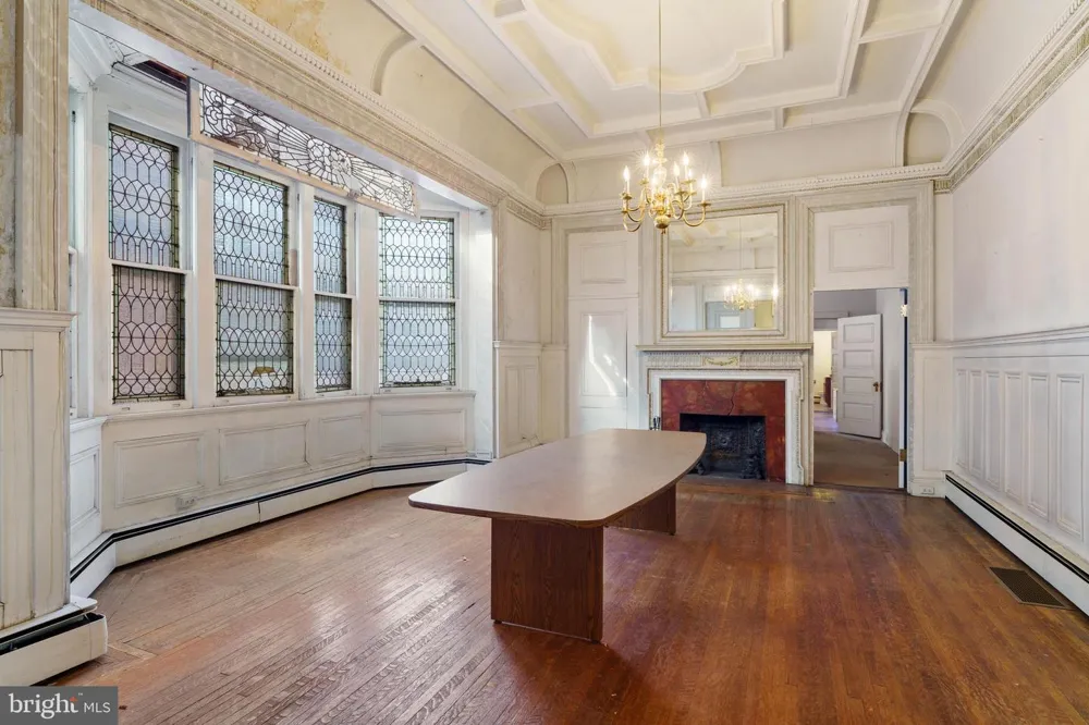 928 CHARLES STREET Baltimore, MD 21201