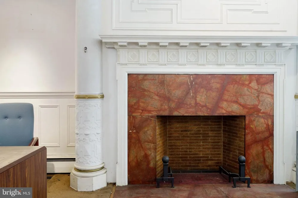 928 CHARLES STREET Baltimore, MD 21201