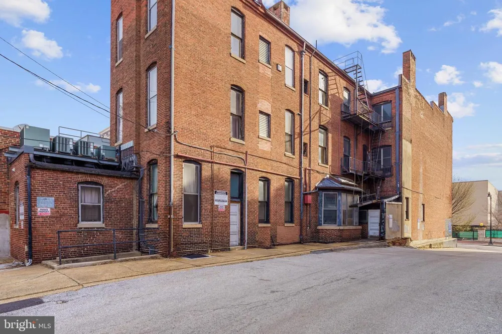 928 CHARLES STREET Baltimore, MD 21201