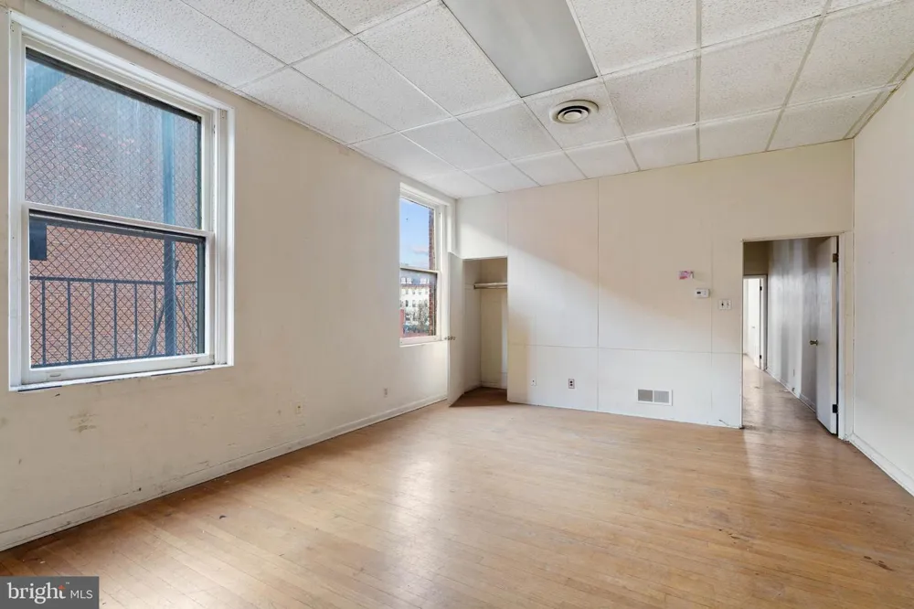 928 CHARLES STREET Baltimore, MD 21201
