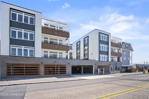 1010 Ocean Boulevard #2 B