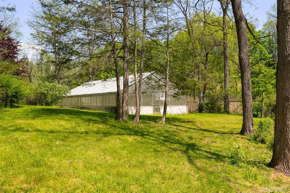 212 Pleasant Ridge Road Poughquag, NY 12570