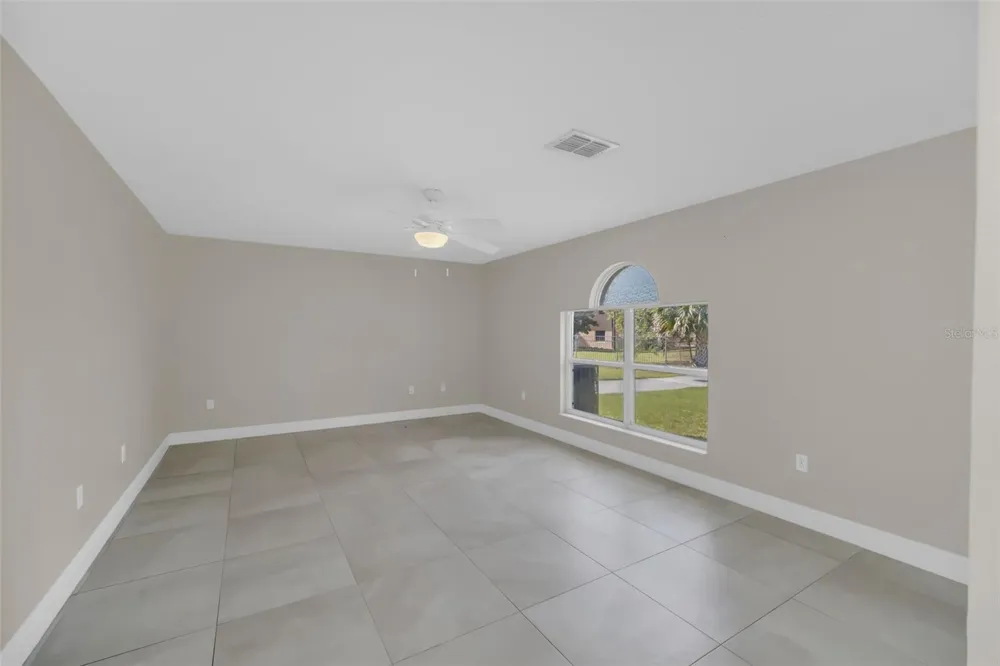 2120 MARISOL LOOP Kissimmee, FL 34743