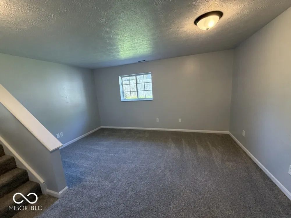1006 E Walnut Street Frankton, IN 46044