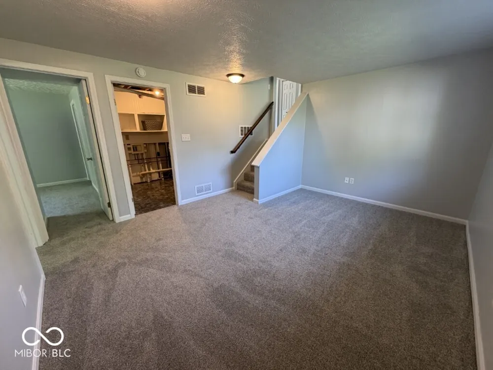 1006 E Walnut Street Frankton, IN 46044
