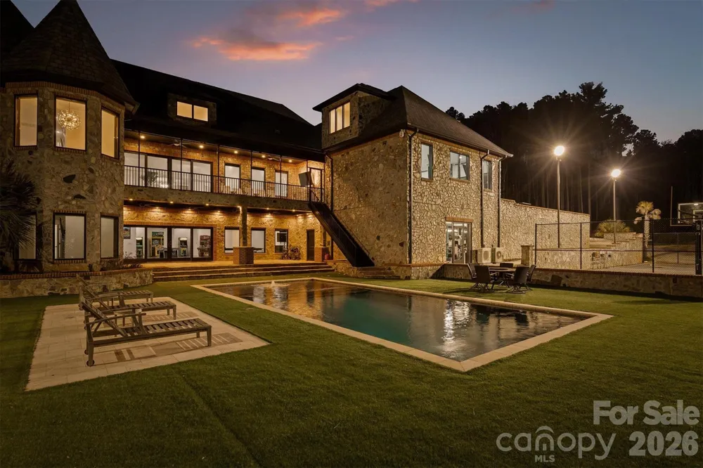 135 Stillwater Road Troutman, NC 28166