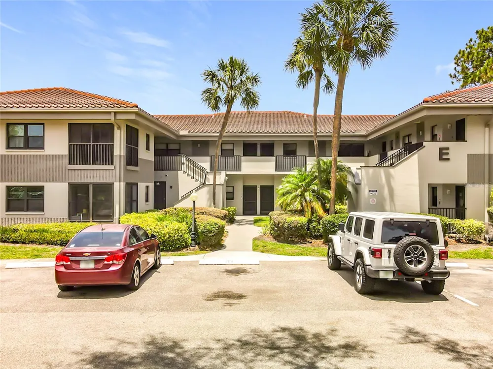 2650 COUNTRYSIDE BOULEVARD #E103 Clearwater, FL 33761