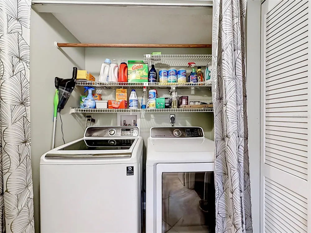 2650 COUNTRYSIDE BOULEVARD #E103 Clearwater, FL 33761