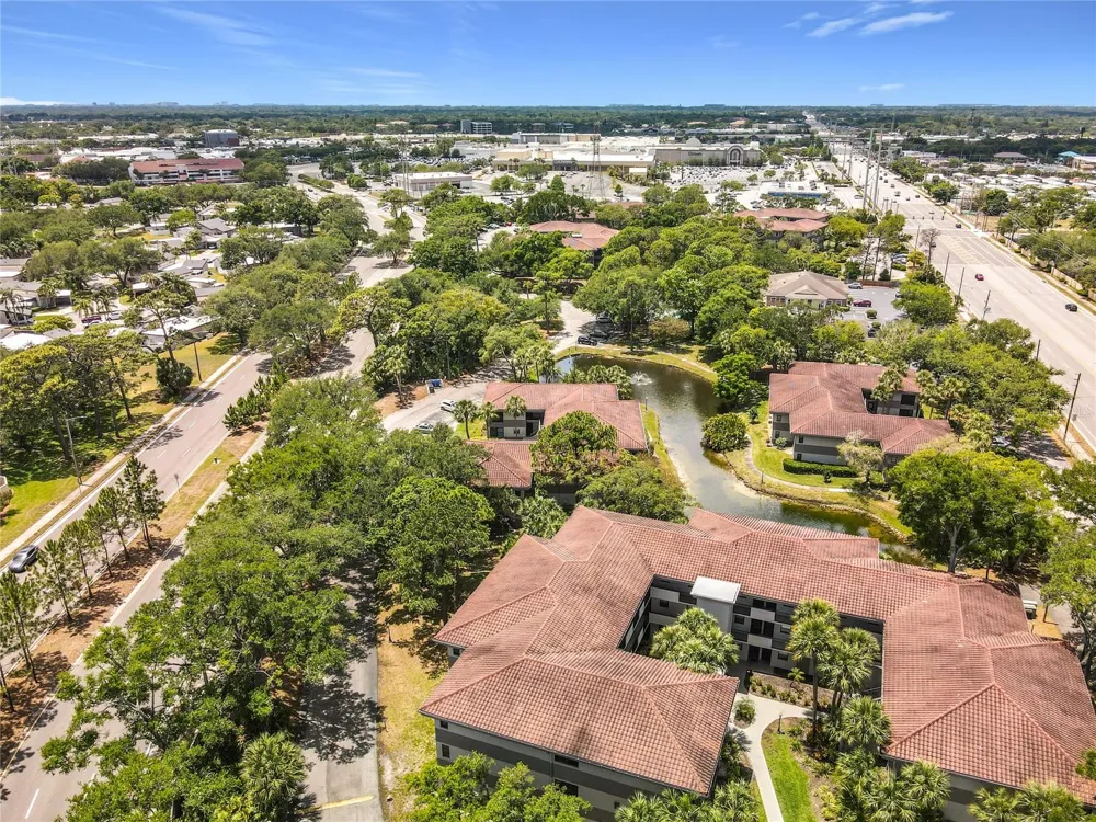 2650 COUNTRYSIDE BOULEVARD #E103 Clearwater, FL 33761