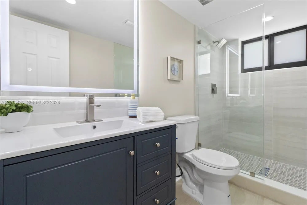 10 NW 100th St Miami Shores, FL 33150