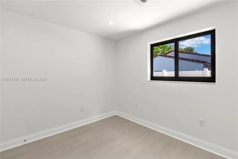 10 NW 100th St Miami Shores, FL 33150