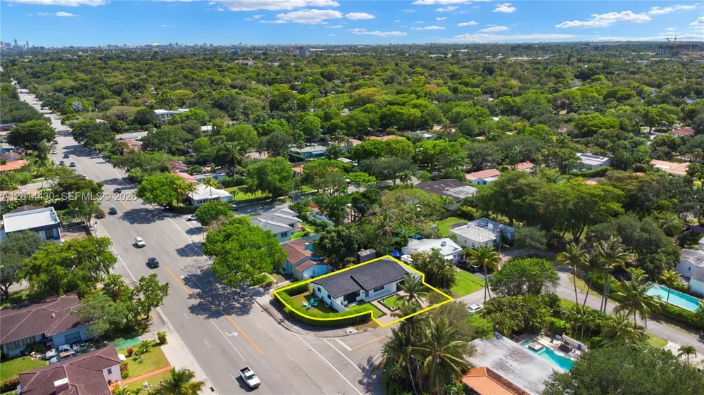 10 NW 100th St Miami Shores, FL 33150