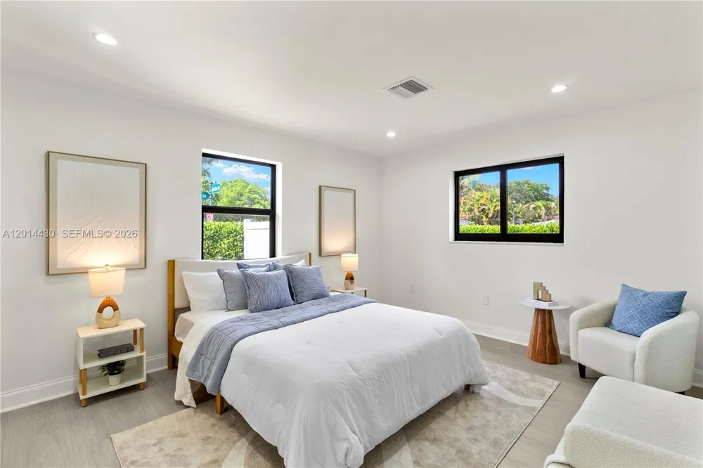 10 NW 100th St Miami Shores, FL 33150