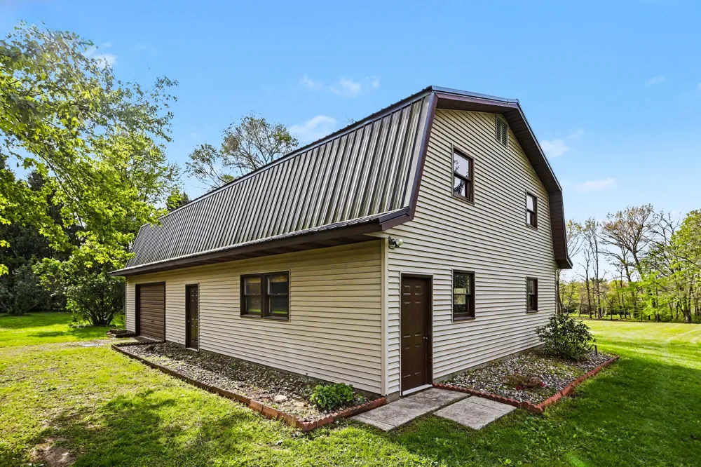 11621 M-216 Flowerfield Township, MI 49067