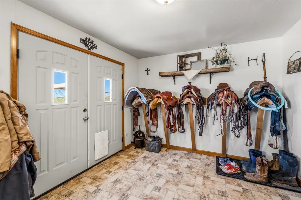 6055 Homesteader Lane Hayden, CO 81639