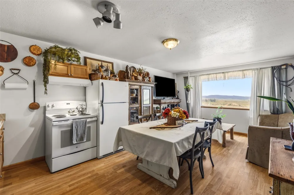 6055 Homesteader Lane Hayden, CO 81639